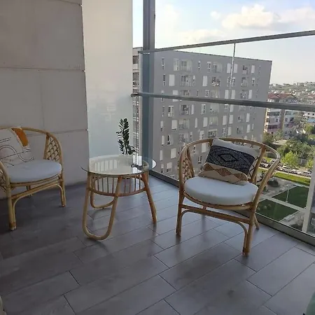 Gorgeous Flat *